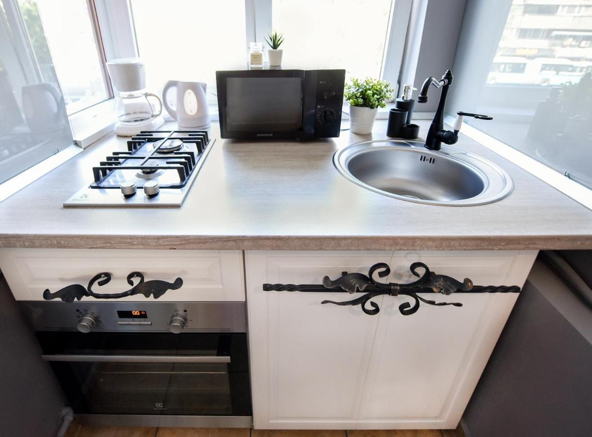 Captivating Old Town Apartment Bukarest Exteriör bild