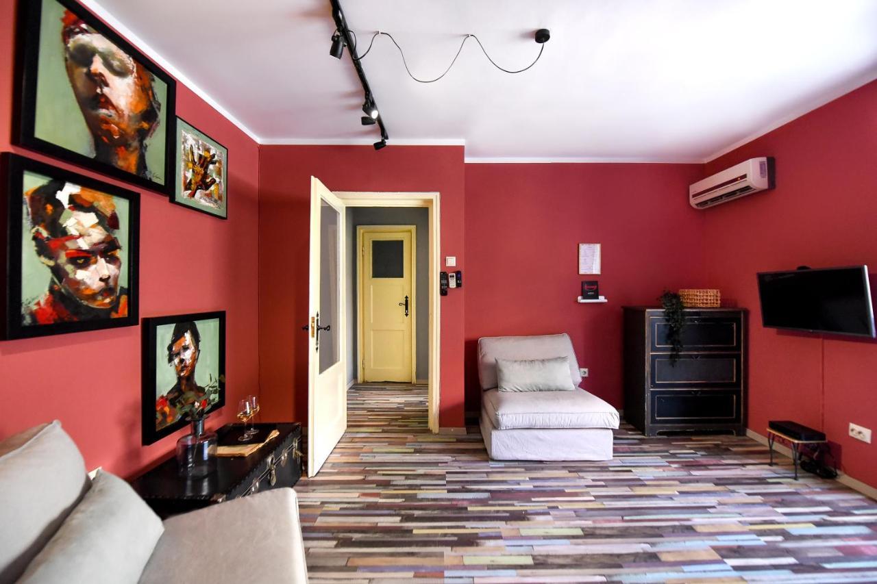 Captivating Old Town Apartment Bukarest Exteriör bild